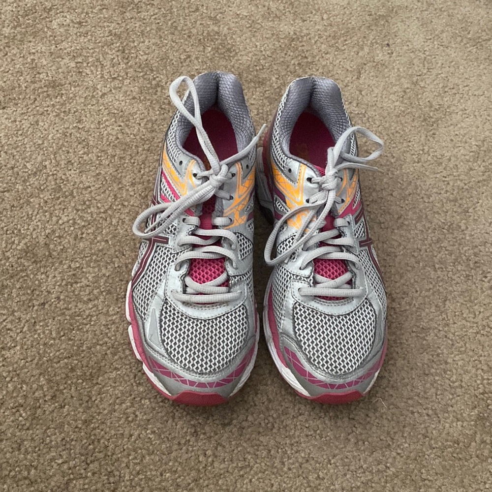Asics Sneakers